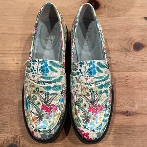 NWOT Franco Sarto Balin Floral Preppy Lug Sole Chunky Penny Loafers Size 5.5M